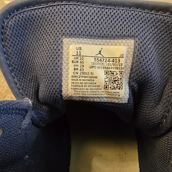 Jordan 1's Blue Mint size 11 - Picture 4 of 4